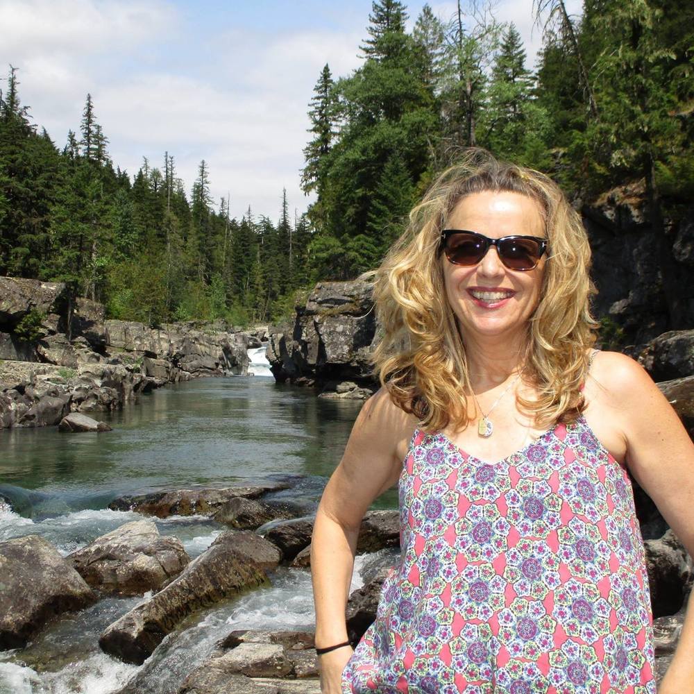 Meet your Posher, Rebecca